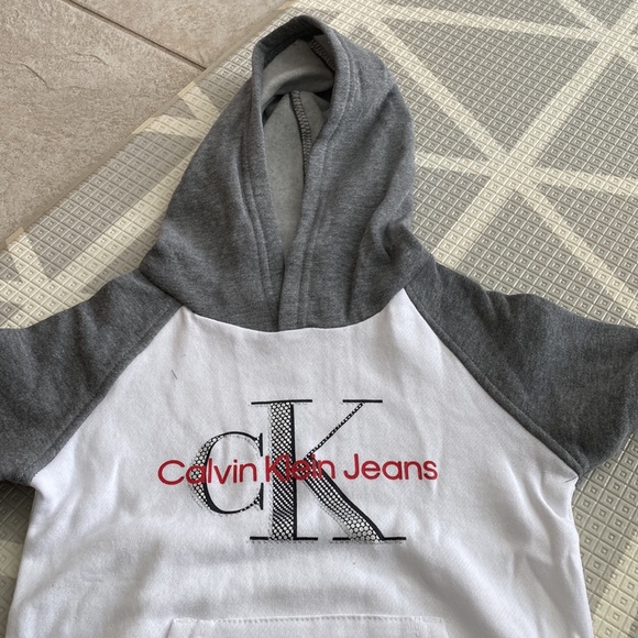 Calvin Klein Set - Picture 2 of 3